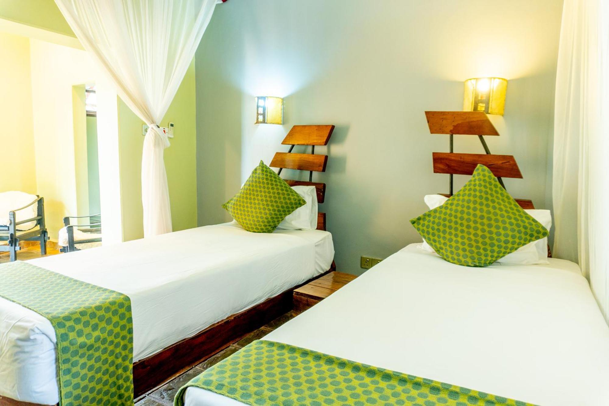 Weru Weru River Lodge Moshi Luaran gambar